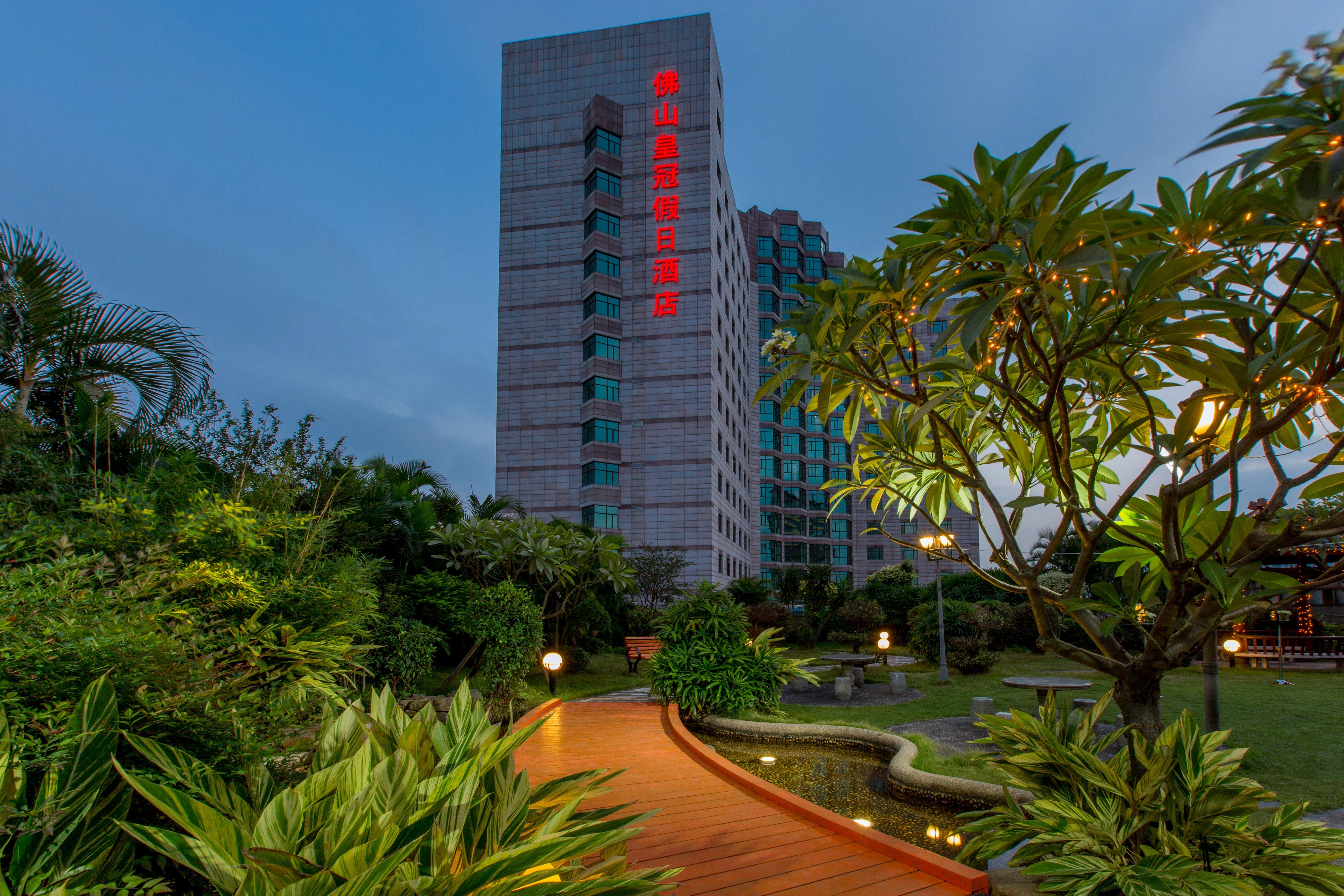 Crowne Plaza Foshan, An Ihg Hotel - Exclusive Bus Stations For Hksar Round-Trips Esterno foto