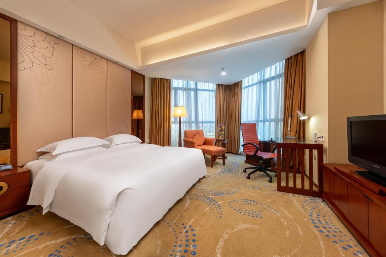 Crowne Plaza Foshan, An Ihg Hotel - Exclusive Bus Stations For Hksar Round-Trips Esterno foto