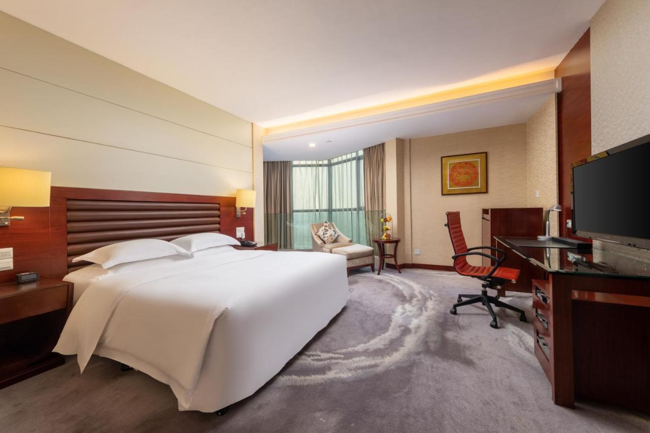 Crowne Plaza Foshan, An Ihg Hotel - Exclusive Bus Stations For Hksar Round-Trips Esterno foto